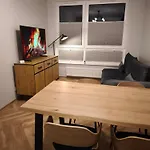 W Centrum Luksusowy Apartament, Duzy Parking, Zameldowanie 24h, Fv, Ekspres, Xbox, Klimatyzacja, Dwie Sypialnie, Kuchnia I Salon, Samo Centrum Miasta, Starogard Gdański