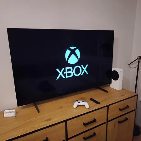 W Centrum Luksusowy Apartament, Duzy Parking, Zameldowanie 24h, Fv, Ekspres, Xbox, Klimatyzacja, Dwie Sypialnie, Kuchnia I Salon, Samo Centrum Miasta, Apartamento *