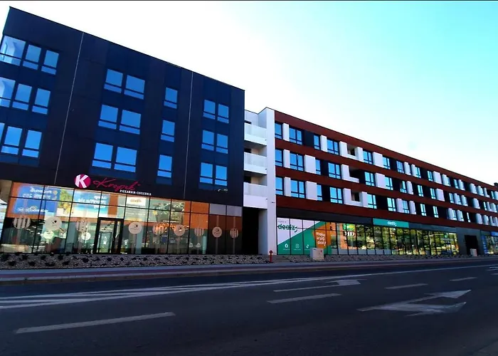 W Centrum Luksusowy Apartament, Duzy Parking, Zameldowanie 24h, Fv, Ekspres, Xbox, Klimatyzacja, Dwie Sypialnie, Kuchnia I Salon, Samo Centrum Miasta, *