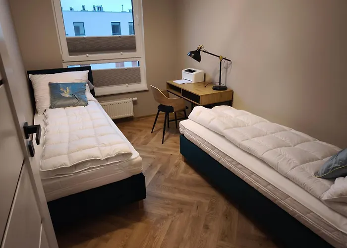 Lägenhet W Centrum Luksusowy Apartament, Duzy Parking, Zameldowanie 24h, Fv, Ekspres, Xbox, Klimatyzacja, Dwie Sypialnie, Kuchnia I Salon, Samo Centrum Miasta, Starogard Gdański